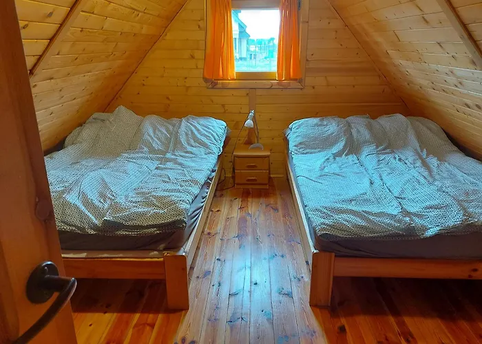 Urokliwy Nad Jeziorem Tuchomskim * Warzenko